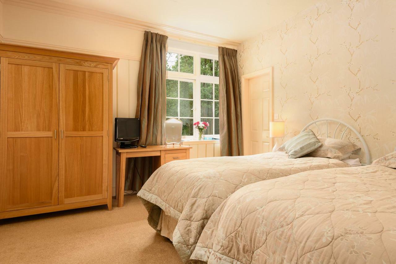 Woodlands Hotel & Pine Lodges Grange-over-Sands Esterno foto