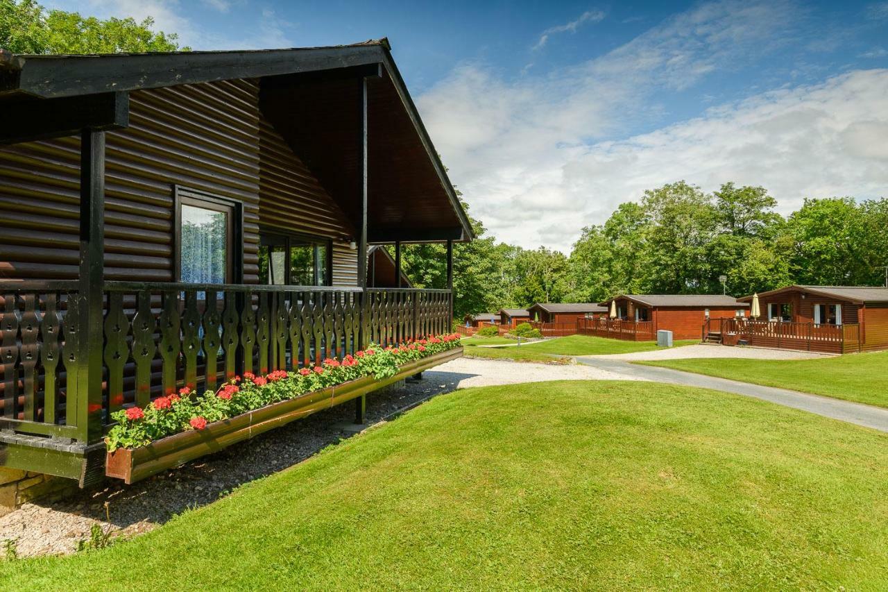 Woodlands Hotel & Pine Lodges Grange-over-Sands Esterno foto